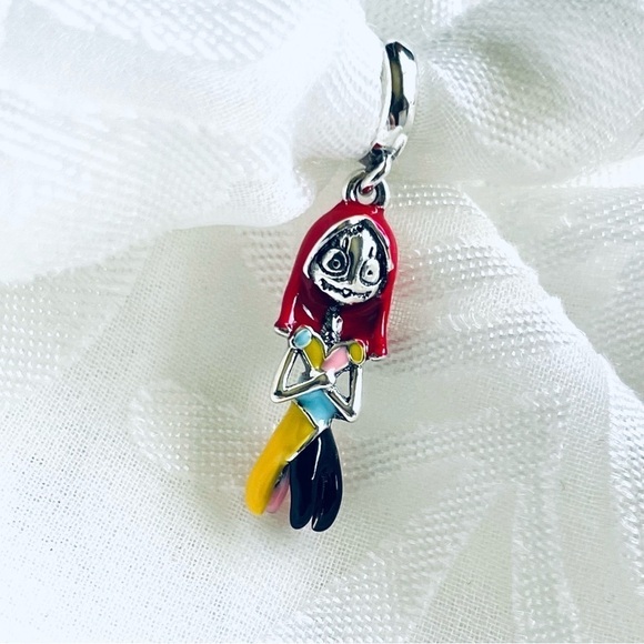 🎃 NWOT Sally Charm – The Nightmare Before Christmas ✨Halloween - Picture 1 of 10